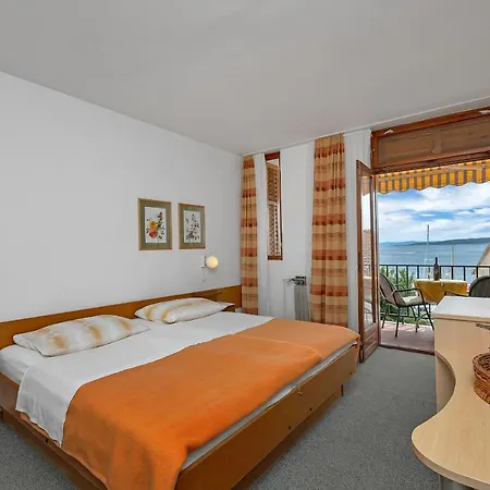 Haus Anne Bed & Breakfast *